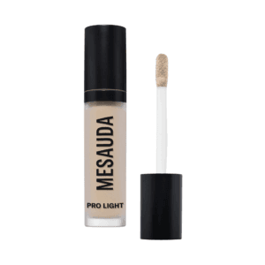 Pro Light Highly Moisturizing Fluid Concealer Drėkinantis maskuoklis, C10